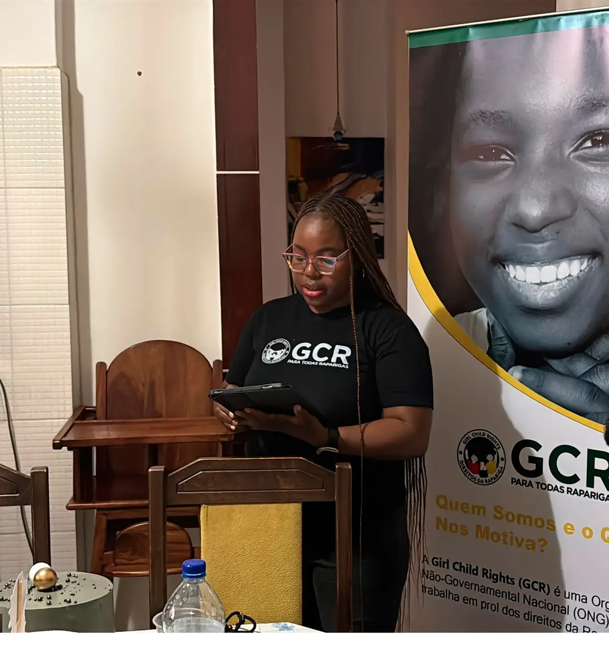 Directora Executiva da GCR num discurso